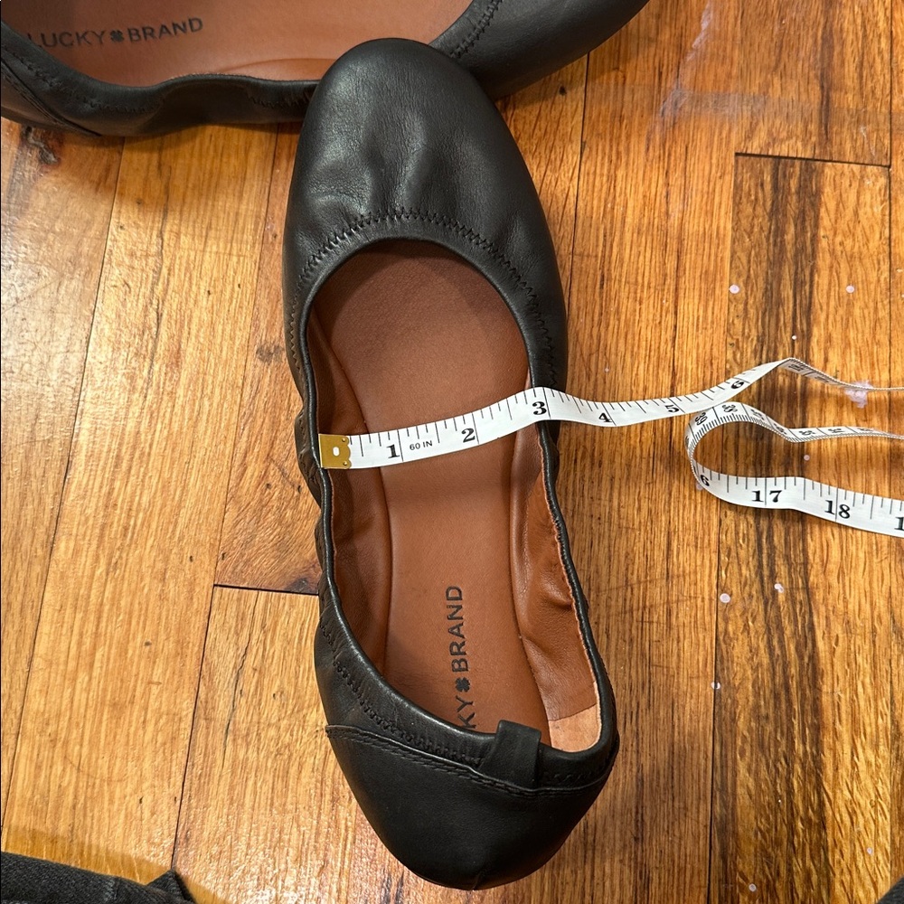 Lucky Brand Women's Black Leather Ballet Flats - Picture 11 of 12
